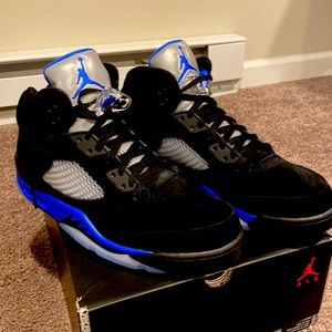 Brand new in box Retro 5’s “Racer Blue!”